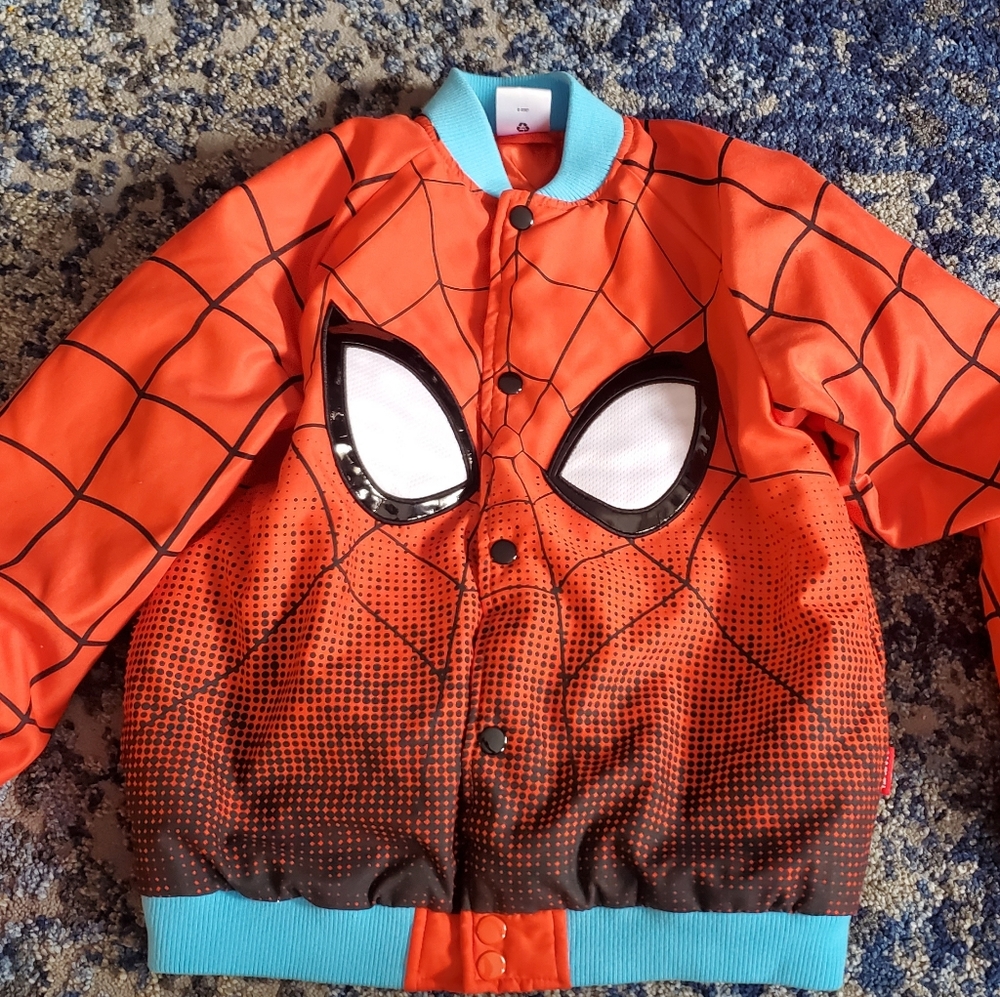 Spiderman jacket size 9/10